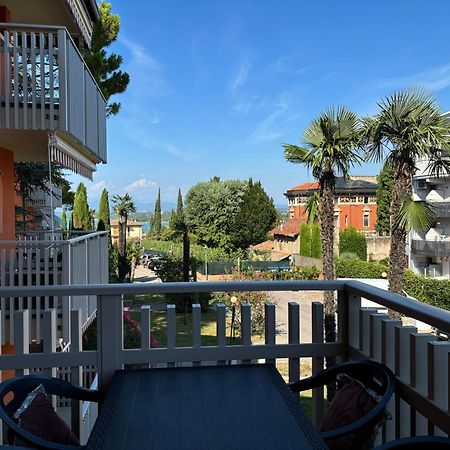Appartamento Peschiera Песк'єра-дель-Гарда Екстер'єр фото