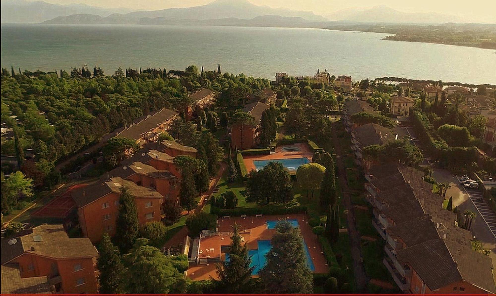 Appartamento Peschiera Песк'єра-дель-Гарда Екстер'єр фото
