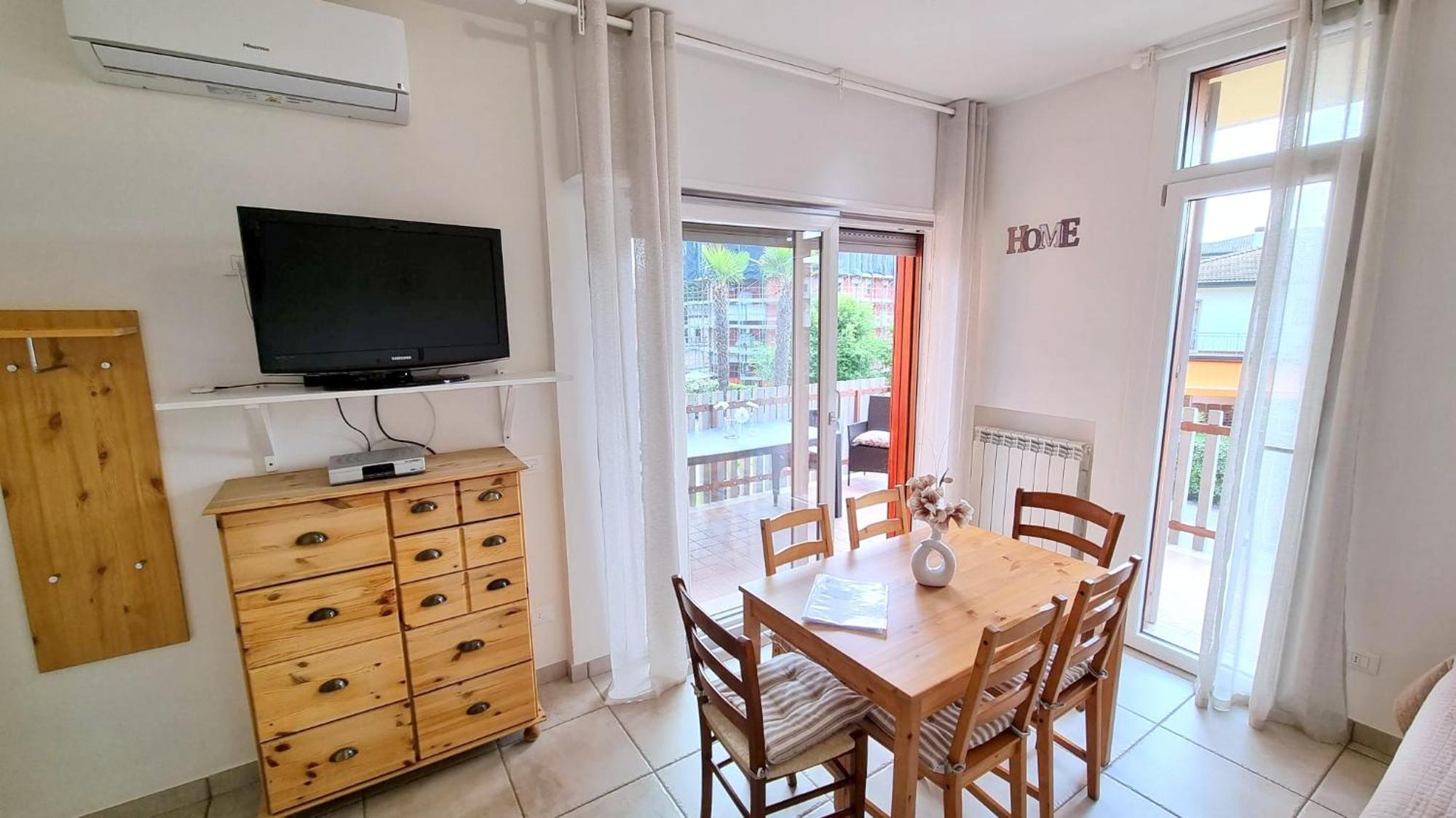 Appartamento Peschiera Песк'єра-дель-Гарда Екстер'єр фото
